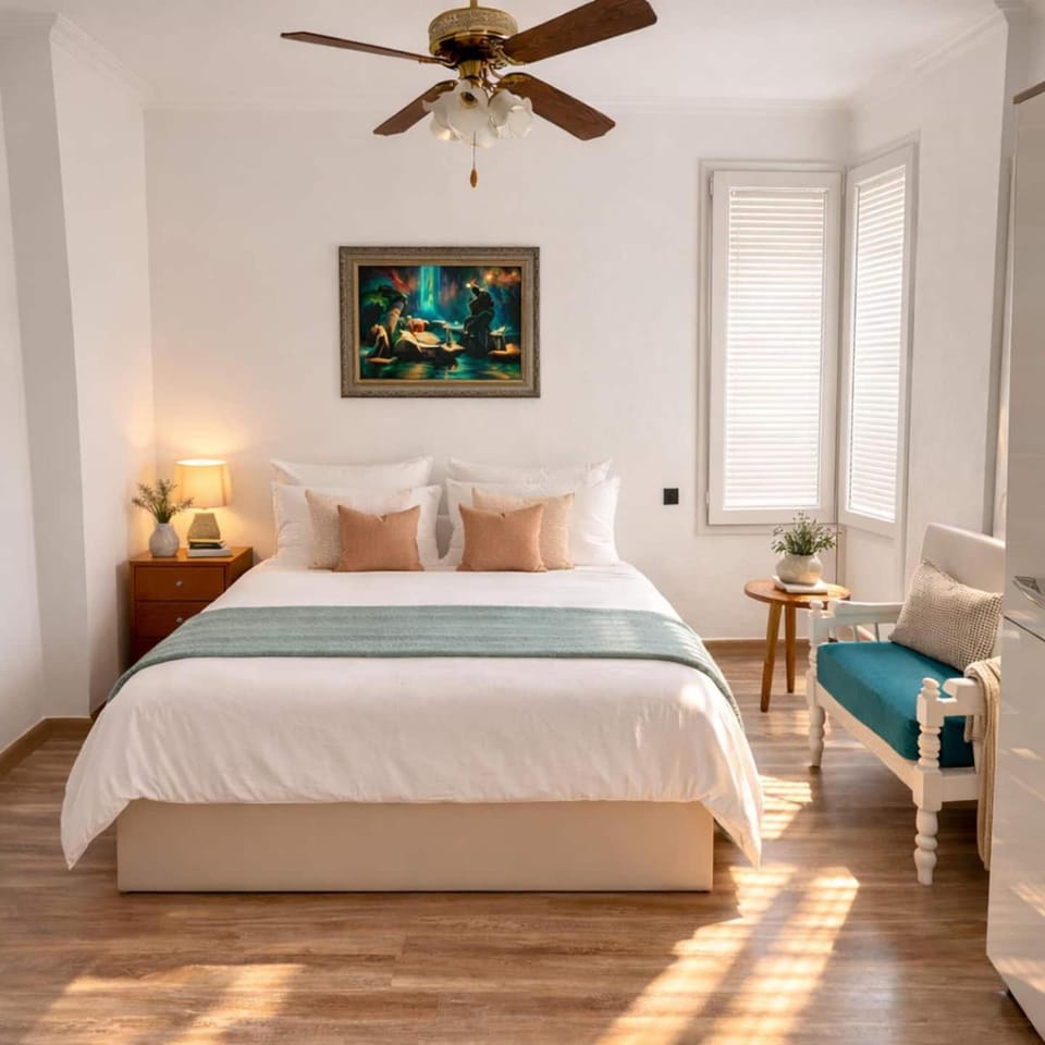 Bed, Photo of the whole room, Bedroom