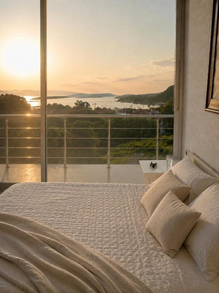 Villa with private pool and unique sea view in Çeşme Villa in İzmir Province