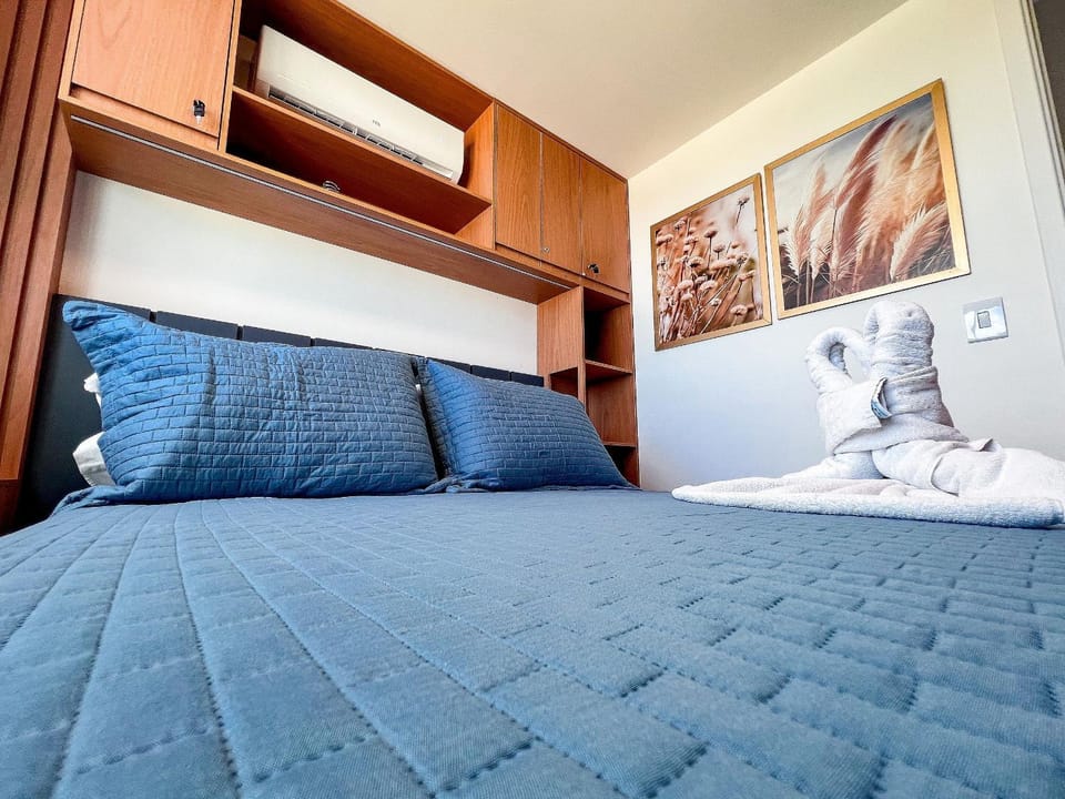Bed, View (from property/room), Photo of the whole room, Bedroom, Area and facilities