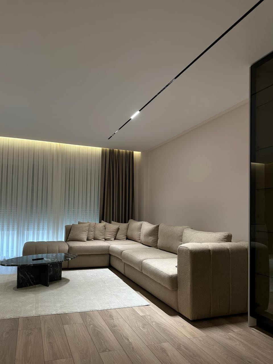 Modern Lake Apartment Tirana - Quiet Stay near Liqeni i Thatë Apartment in Tirana