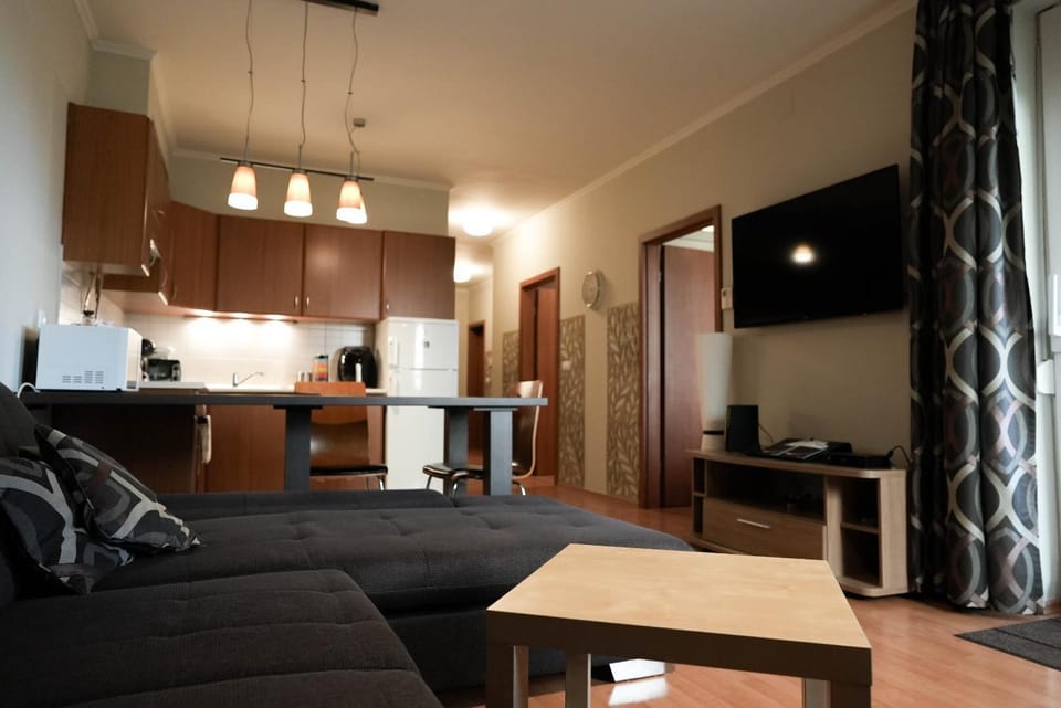TV and multimedia, Kitchen or kitchenette, Living room, pet friendly