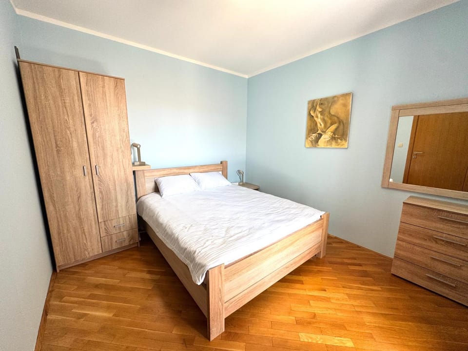 Bed, Bedroom, wardrobe
