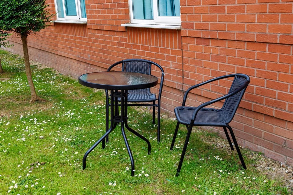 Monea Retreat a Modern 2bedroom and 2 bathroom apartment in Coventry Apartment in Coventry