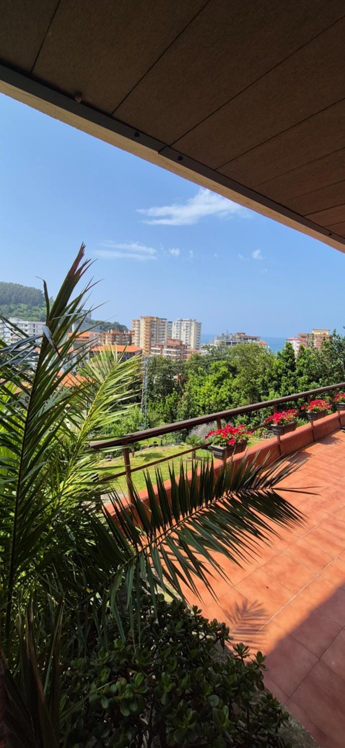 Day, Natural landscape, Garden, View (from property/room), Balcony/Terrace, Garden view