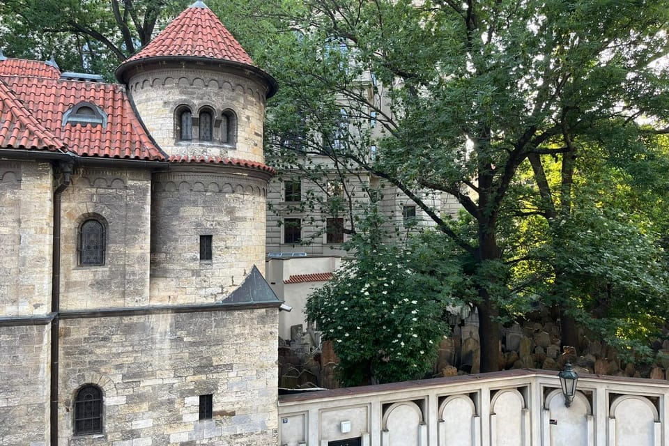 Day, Landmark view