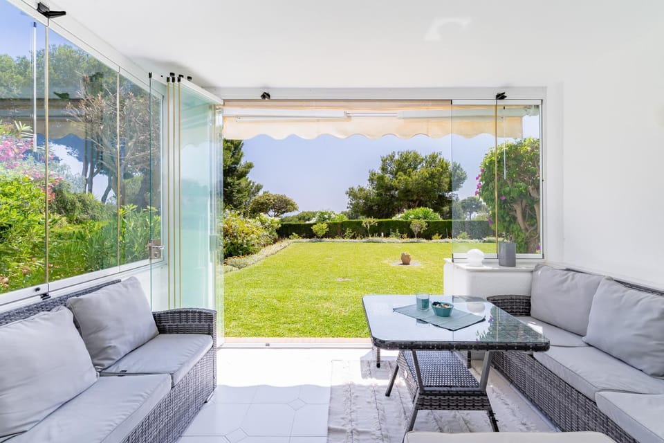 Garden, Dining area, Garden view