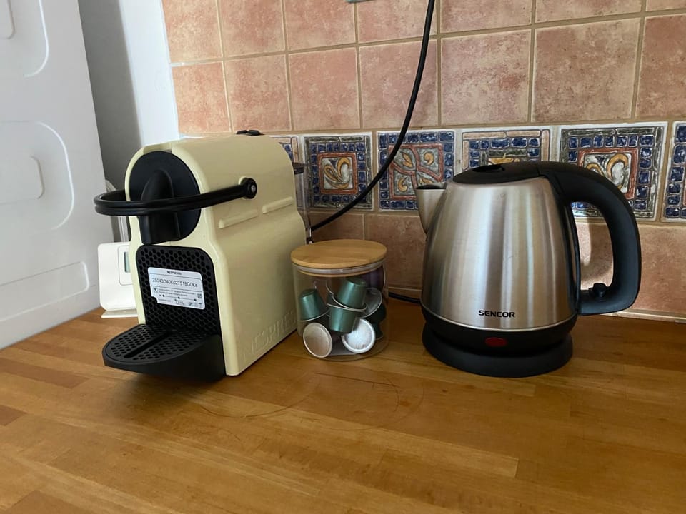 Coffee/tea facilities, Kitchen or kitchenette