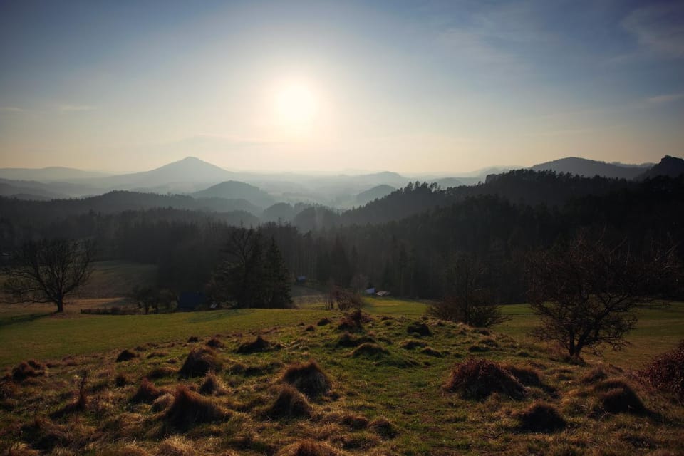 Nearby landmark, Natural landscape