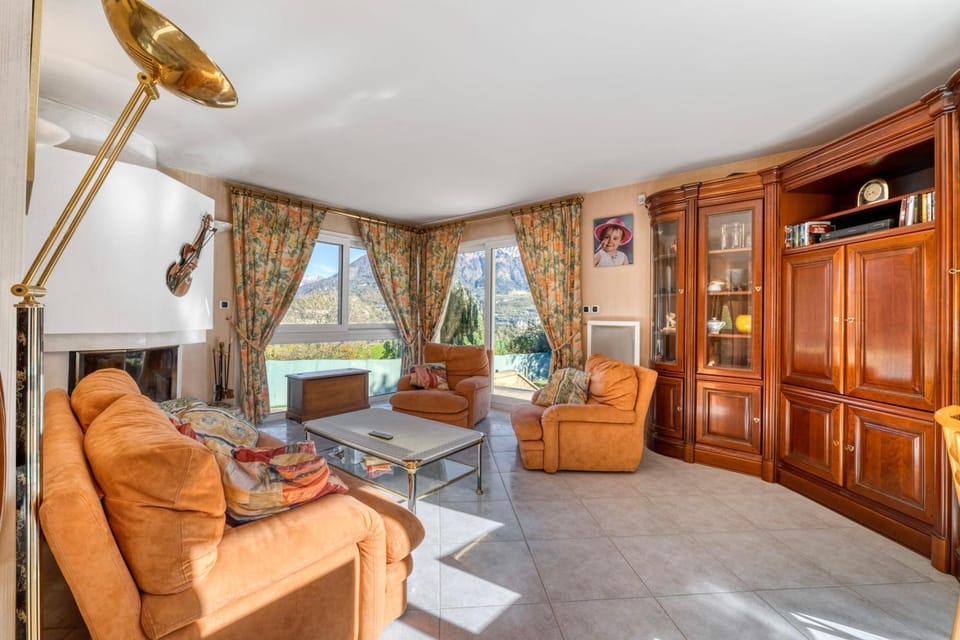 La Villa Robert - Villa 4 chambres Villa in Talloires