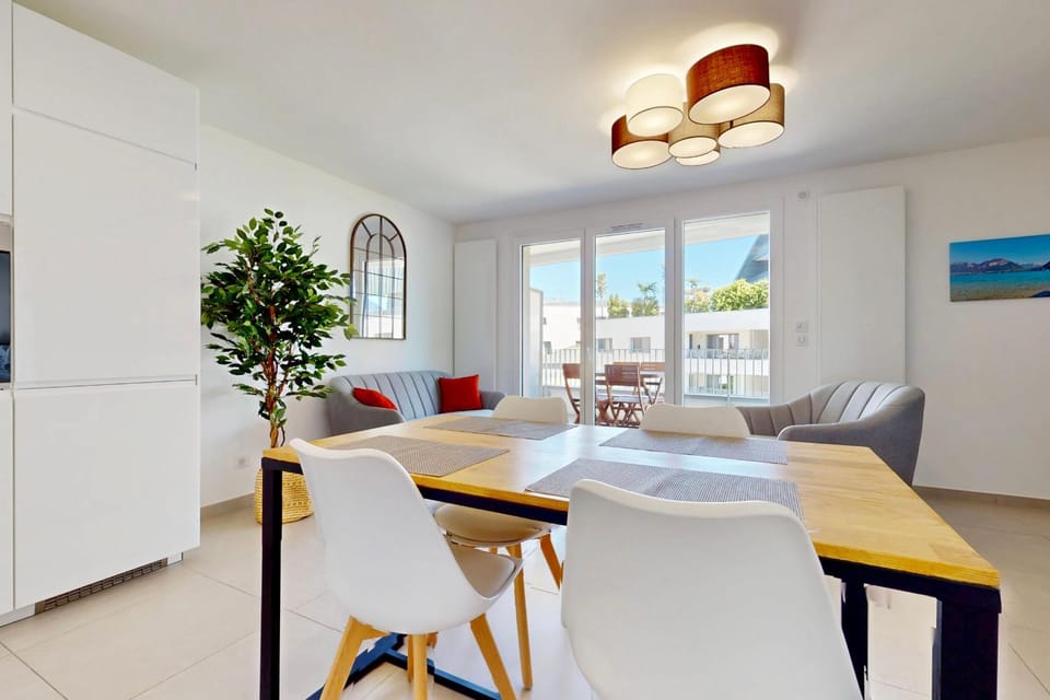 Côté Jardin joli T2 avec garage à 100m du lac Apartment in Annecy