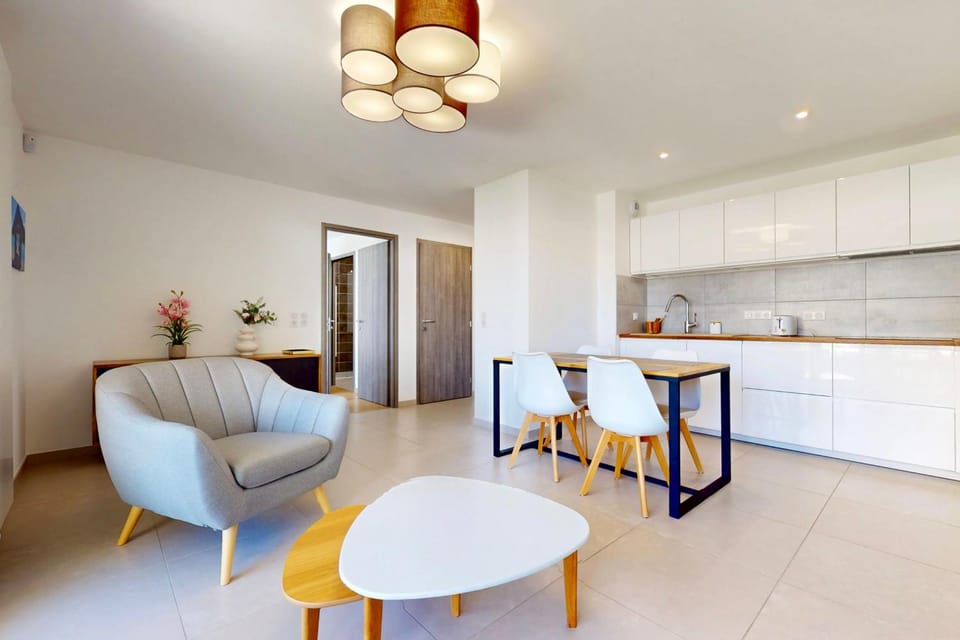 Côté Jardin joli T2 avec garage à 100m du lac Apartment in Annecy