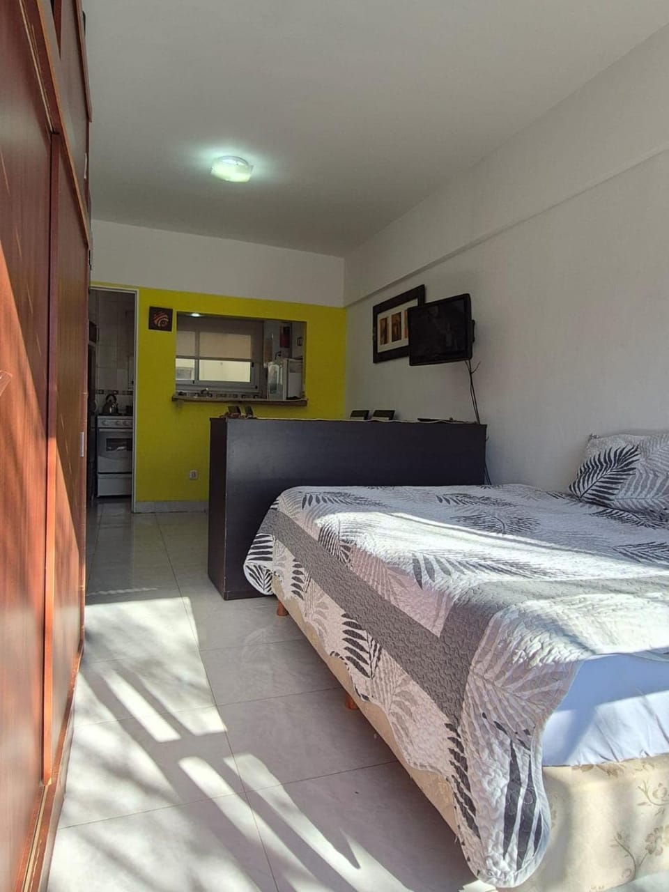 Bed, TV and multimedia