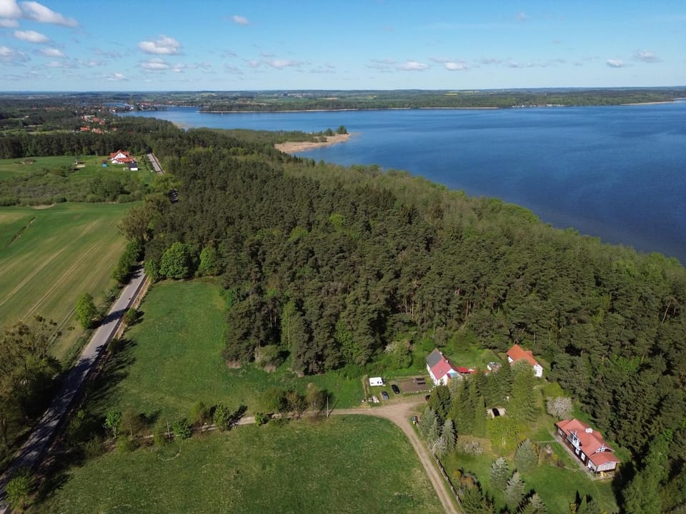Bird's eye view, Lake view
