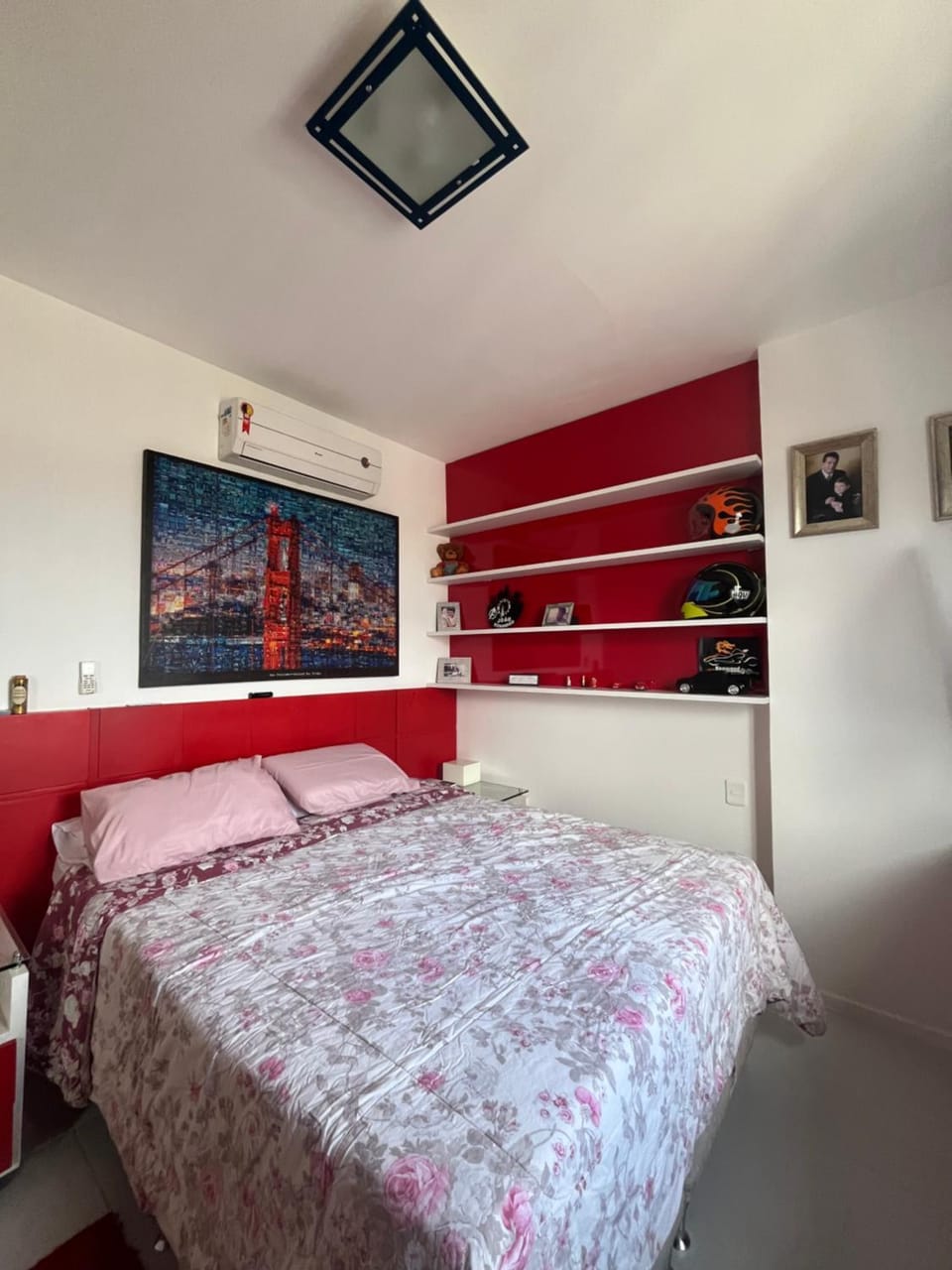 Bed, Bedroom, air conditioner