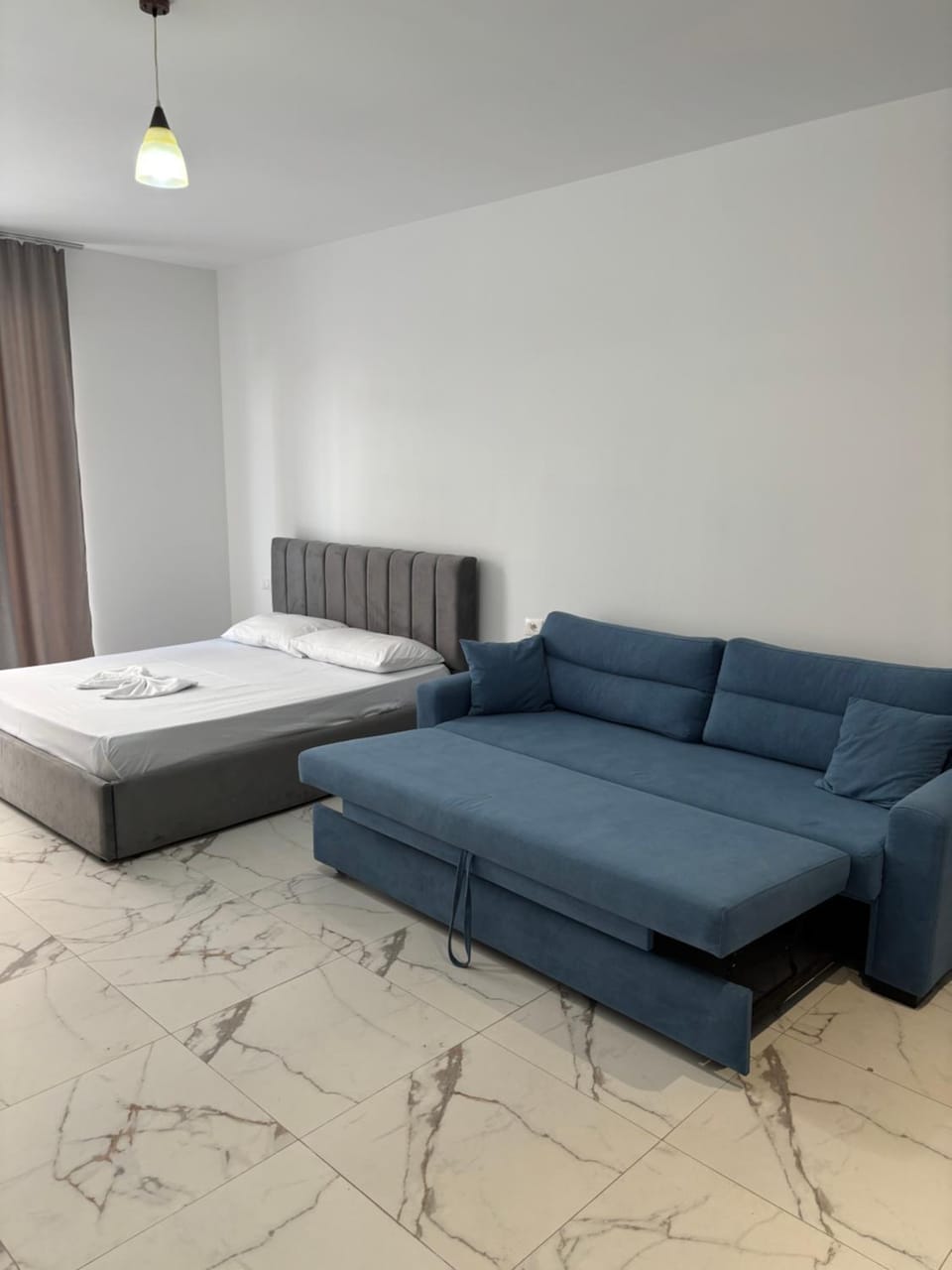 Bed, Seating area, Bedroom