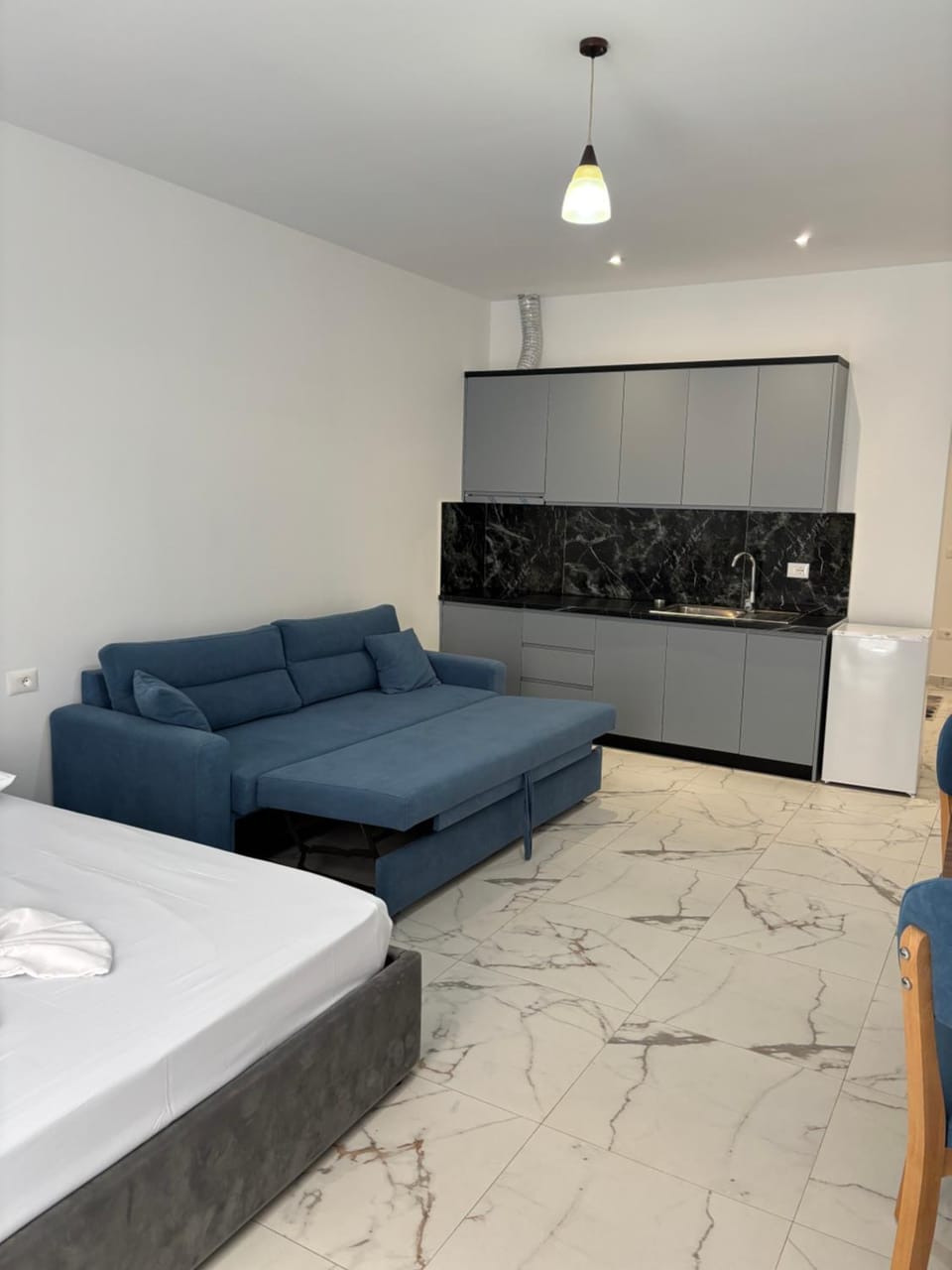 Kitchen or kitchenette, Living room, Seating area, Dining area, oven, stove