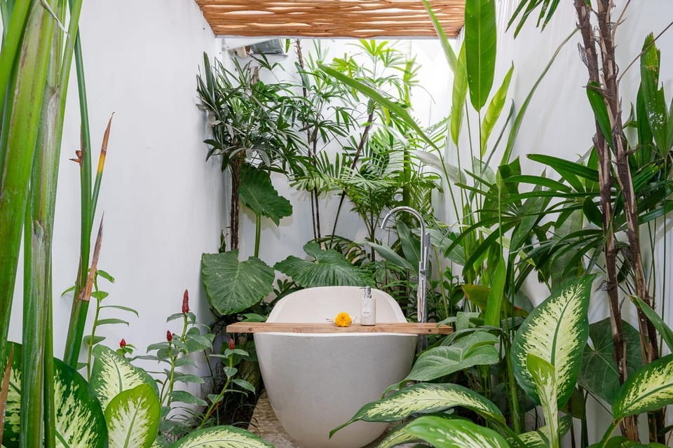 Day, Bathroom, Garden view, Bath