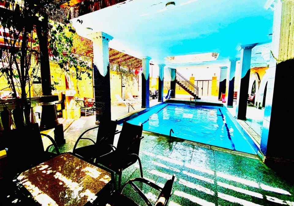 Swimming pool