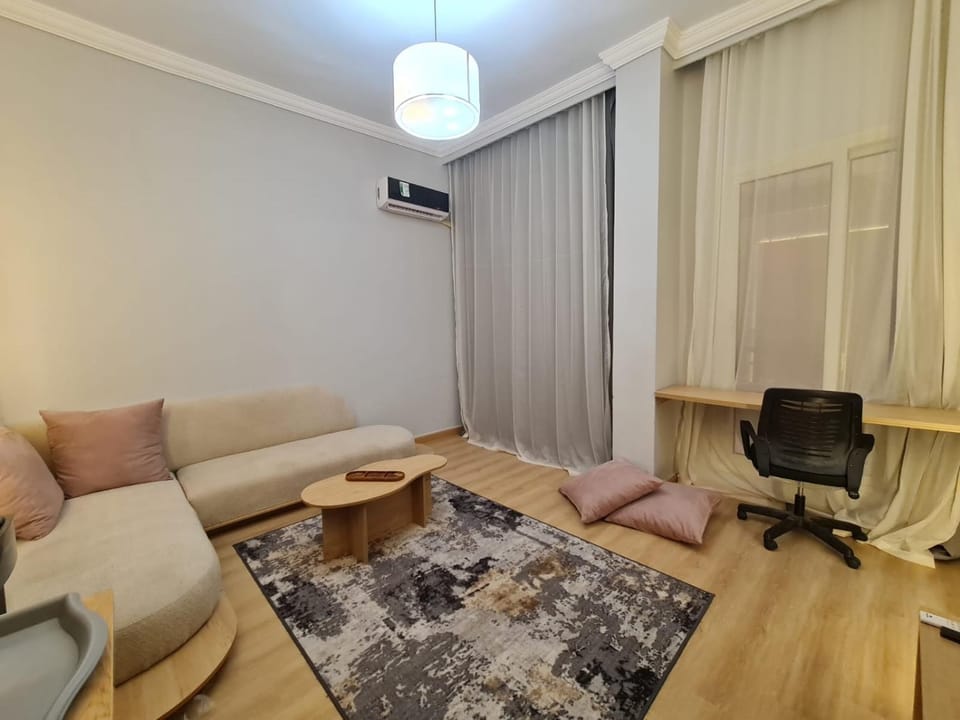 Bonny studio with sharing garden Apartment hotel in New Cairo City