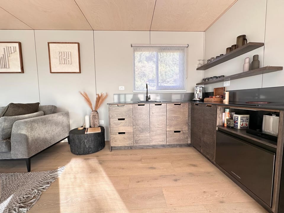 Beaks and Feathers Boutique Accommodation on Stewart Island Apartment in Southland