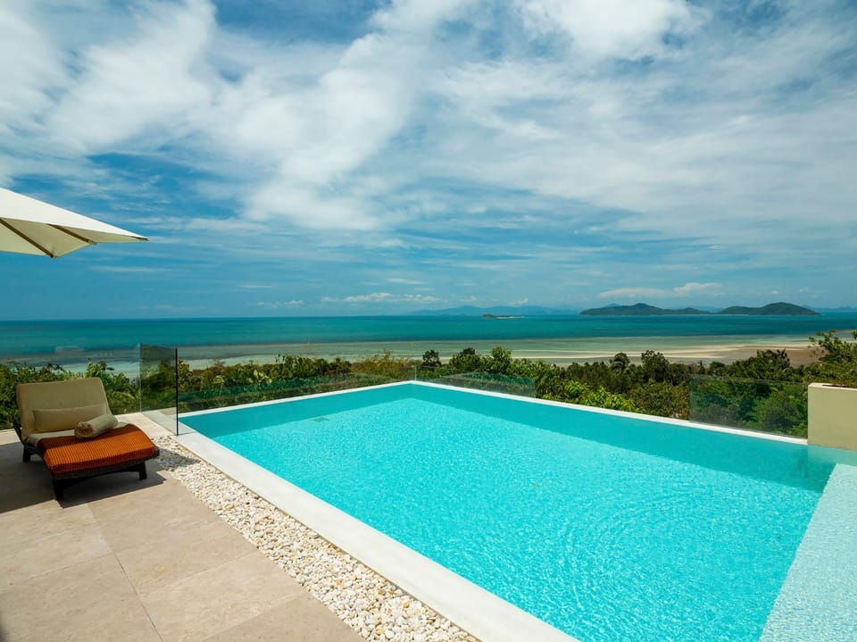 Patio, Natural landscape, Pool view, Sea view, Swimming pool, sunbed