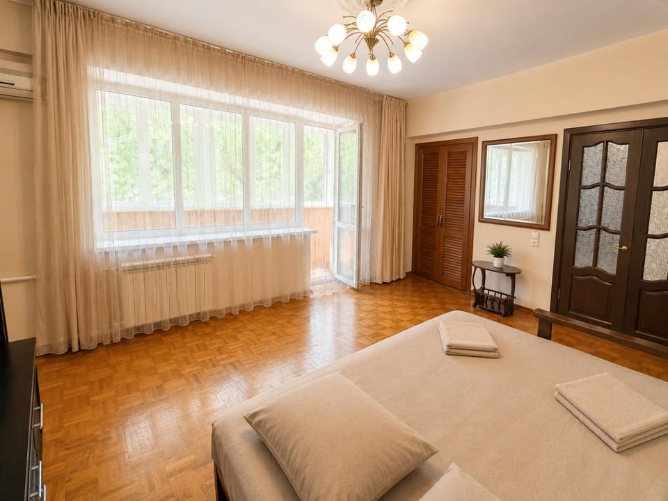 Photo of the whole room, Bedroom, internet, air conditioner