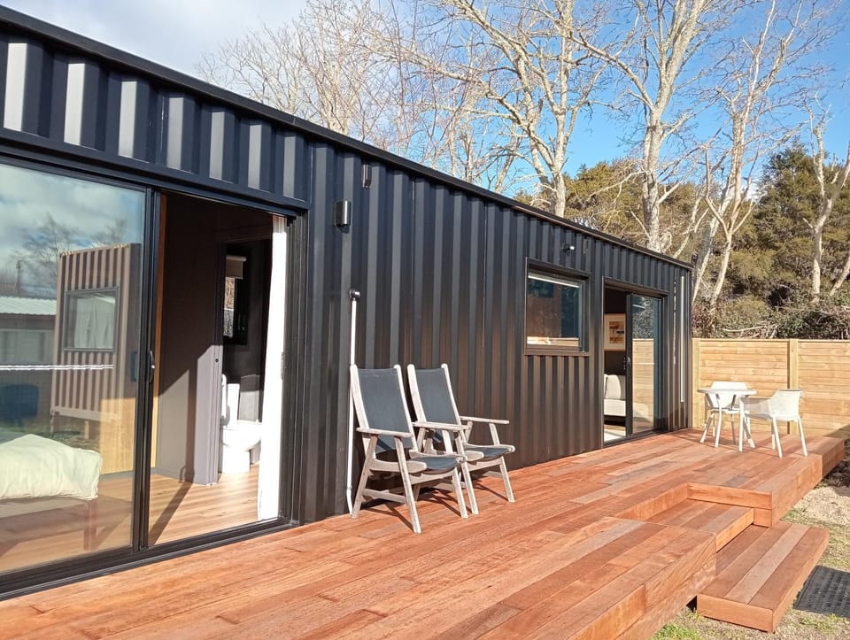 Property building, Patio, Day, Dining area