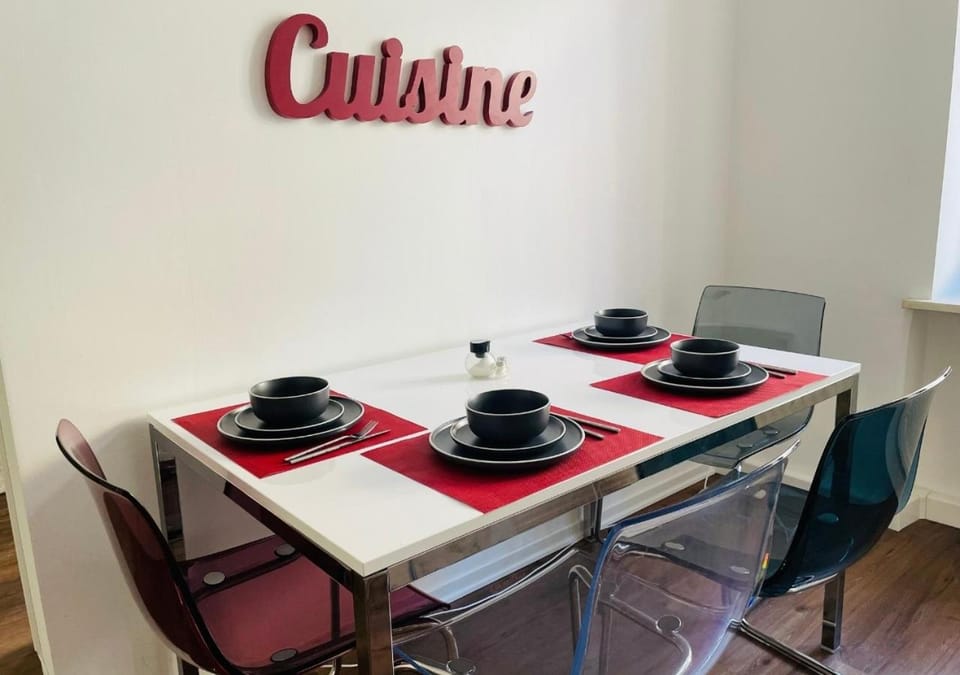 Dining area, Breakfast, kitchen