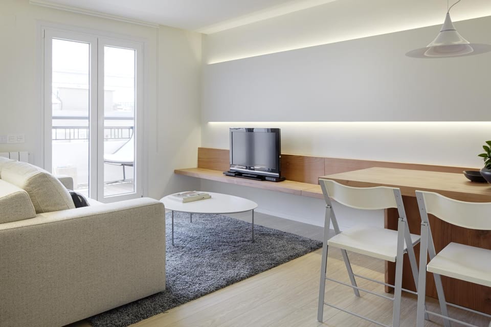 Living room, Dining area
