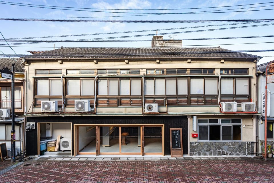 Property building, Day