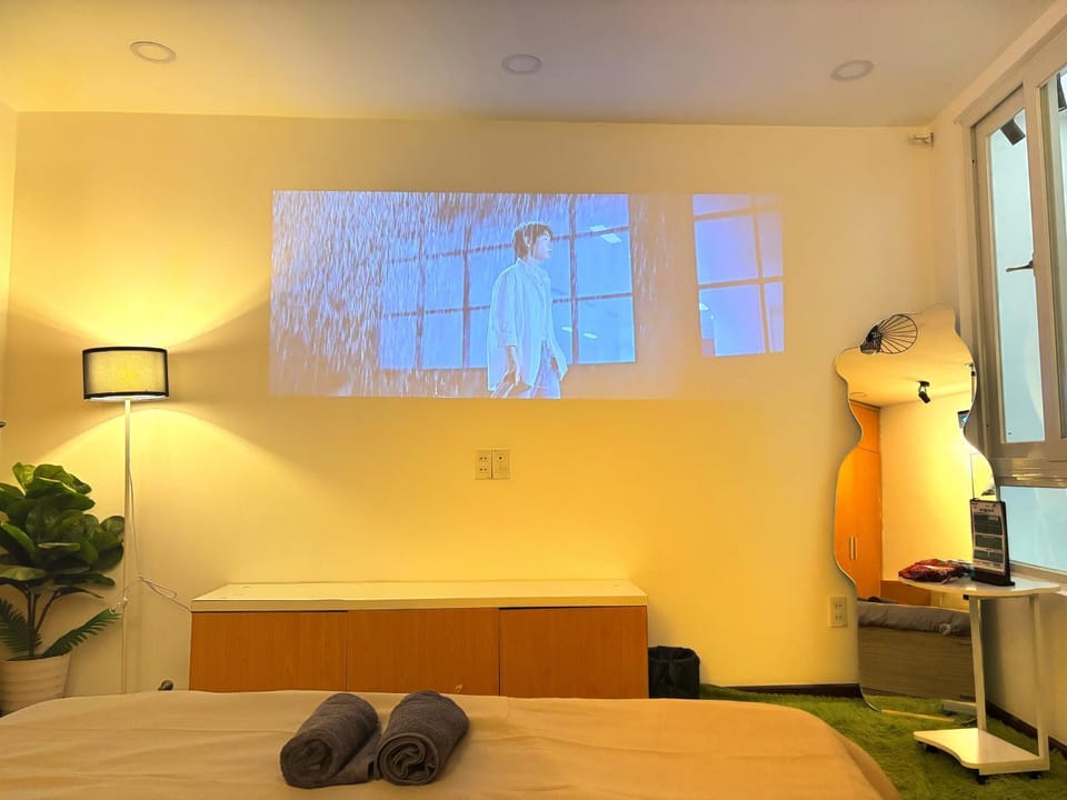 TV and multimedia, Photo of the whole room
