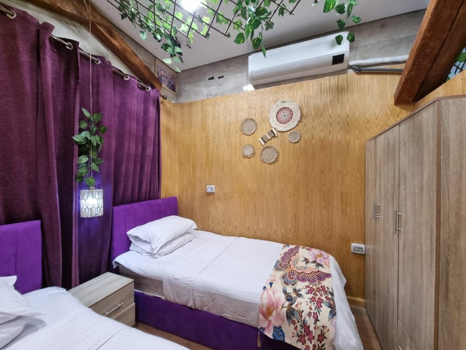 Bed, Photo of the whole room, Bedroom, wardrobe, air conditioner