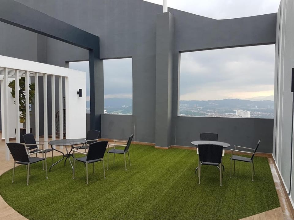 Simfoni Spacious 3 Bedroom w Wi-Fi and Netflix Apartment in Negeri Sembilan, Malaysia