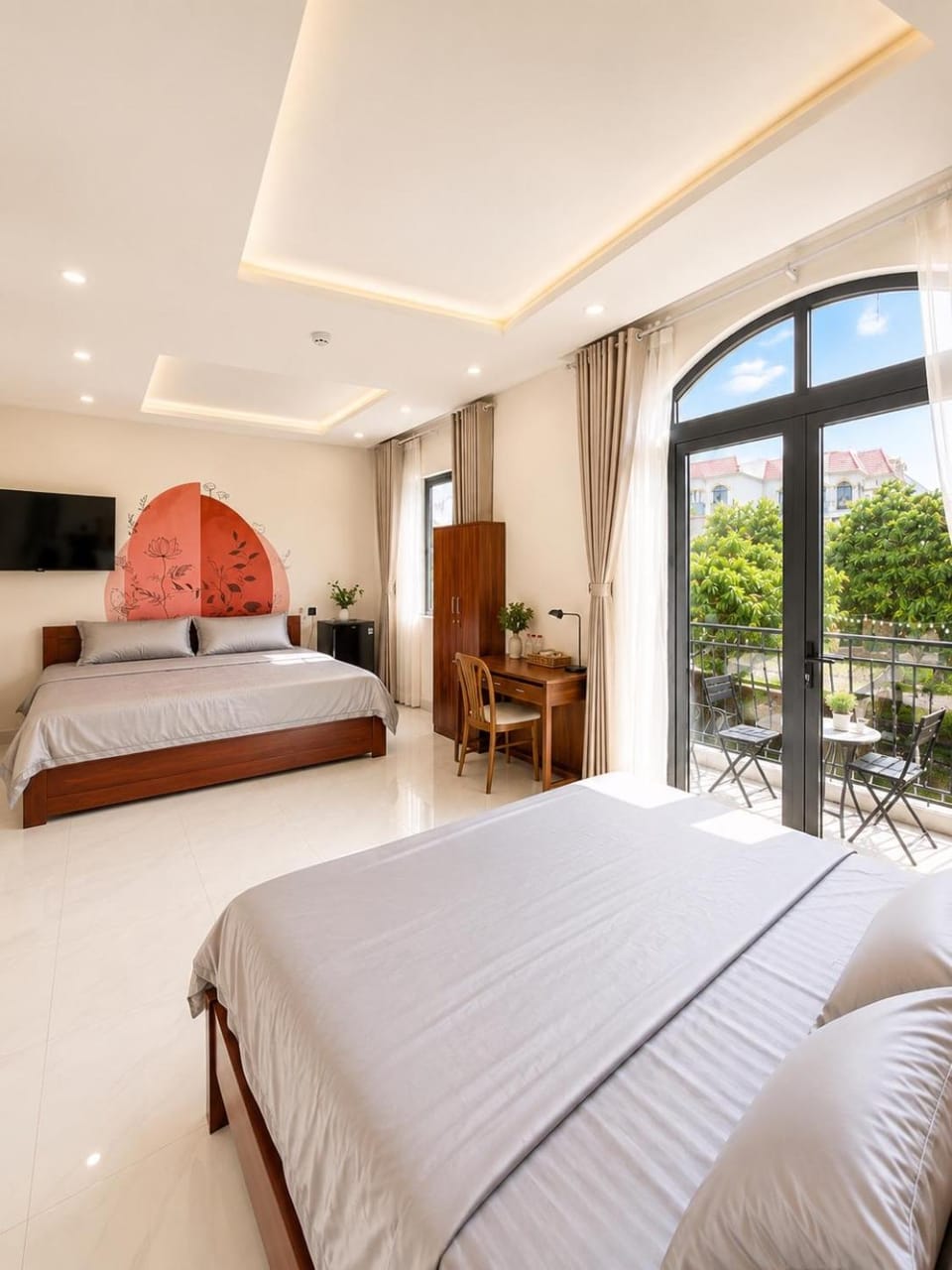 Bed, TV and multimedia, View (from property/room), Balcony/Terrace, Living room