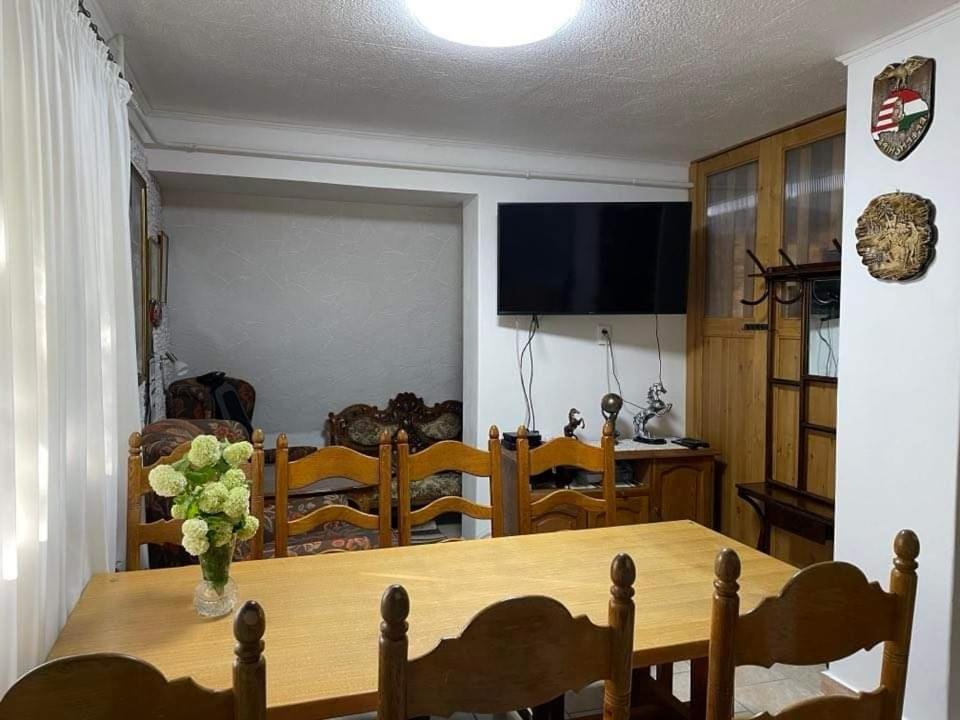 Alpesi Apartman Bed and Breakfast in Slovakia