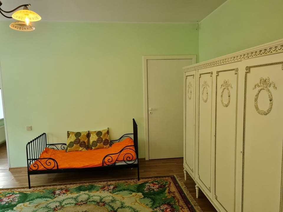Jurmala Dubultu big apartment Apartment in Jūrmala