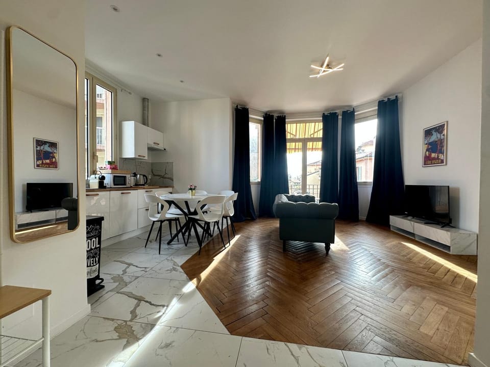 Villa Clair LOGIS MONACO Parking Terrasse Apartment in Monaco