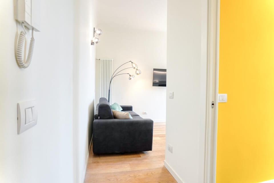 Piranesi Boutique Apartments - Modern Design 5 mins from Linate Airport Apartment in Milan