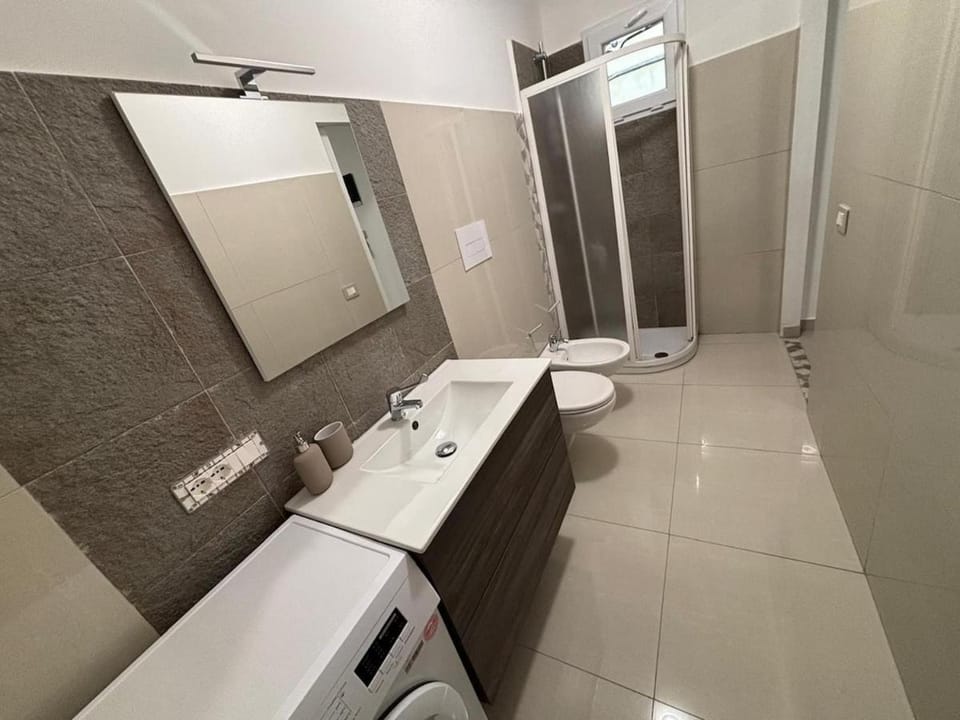 Shower, Toilet, Bathroom, bidet