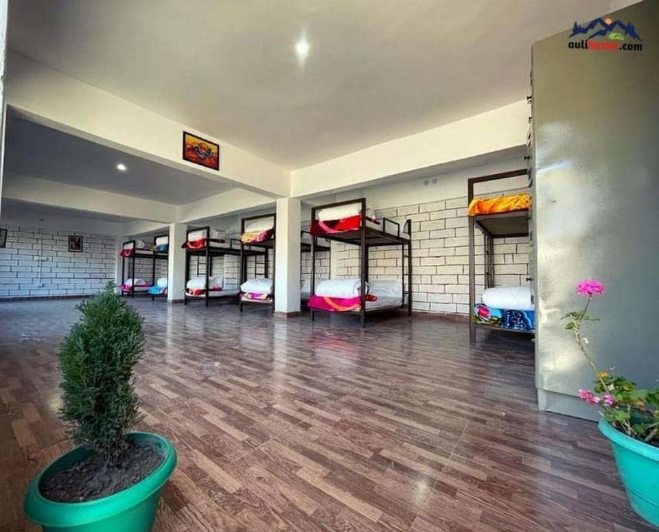 The Auli Hostel Hostel in Uttarakhand