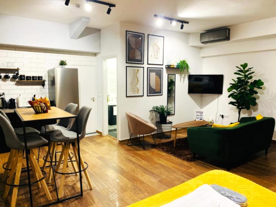 Communal lounge/ TV room, Seating area