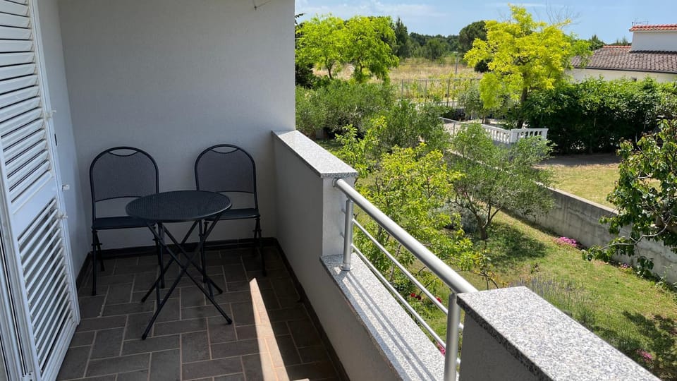 Day, Garden, Balcony/Terrace, Balcony/Terrace