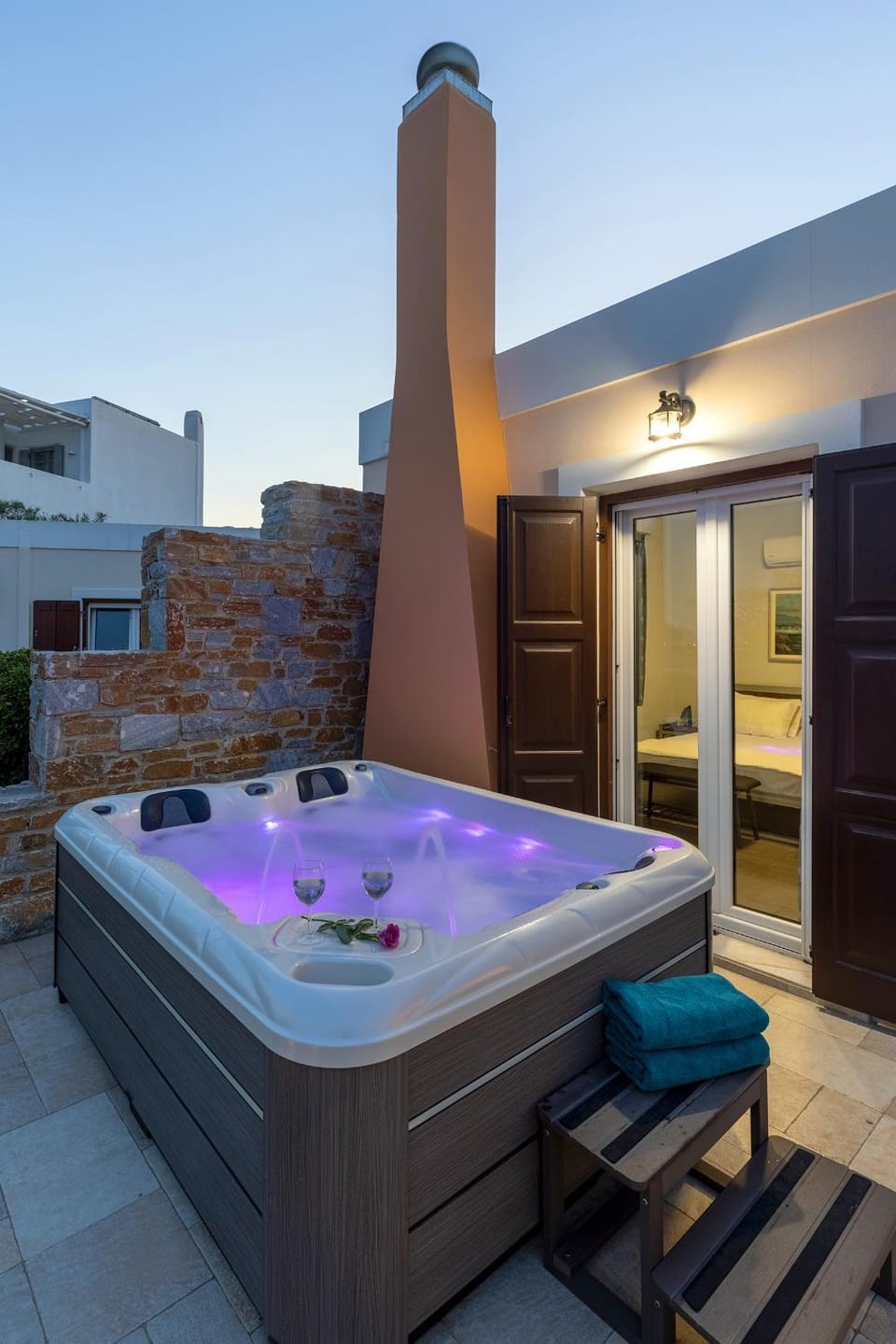Night, Hot Tub