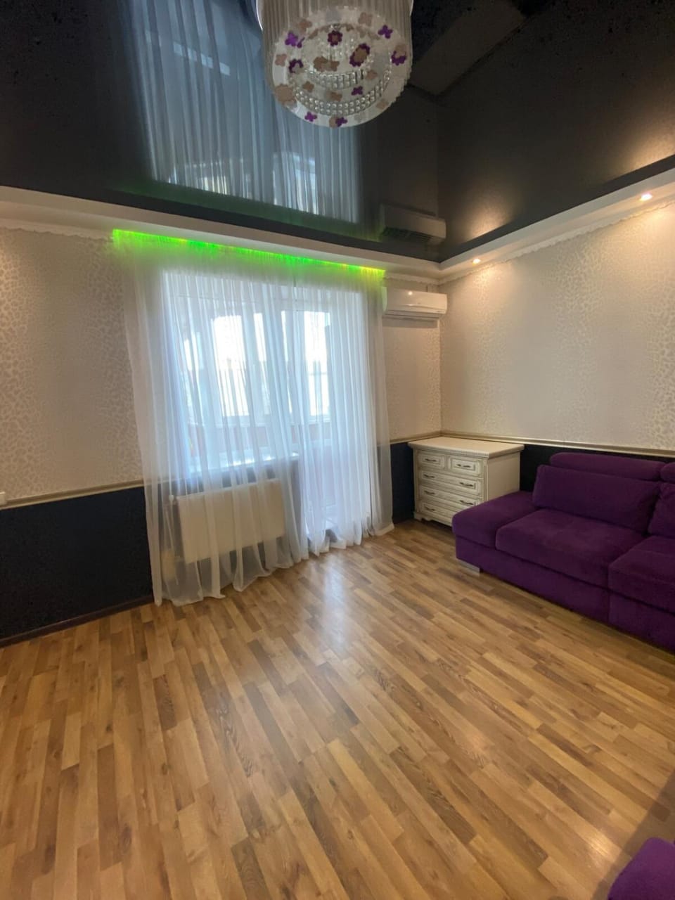 Stylish High-Tech apart on Zabol Apartment in Odessa