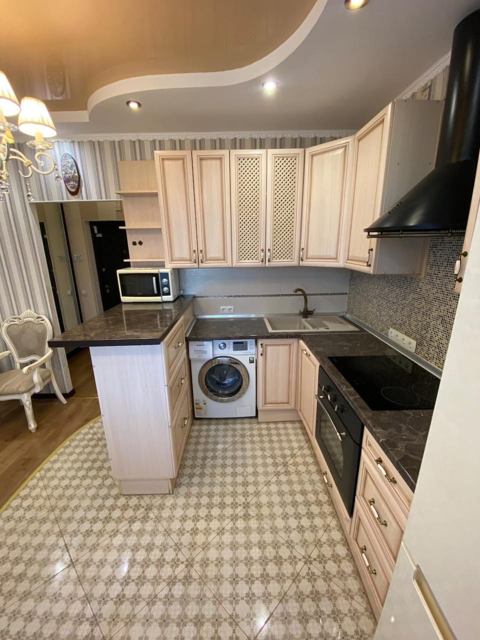Stylish High-Tech apart on Zabol Apartment in Odessa