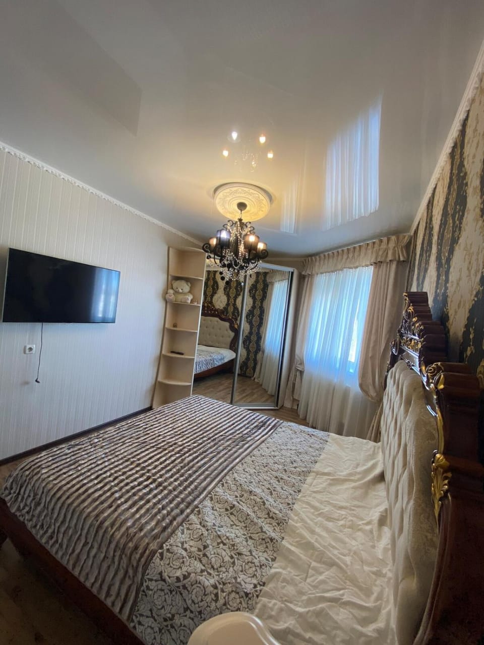 Stylish High-Tech apart on Zabol Apartment in Odessa