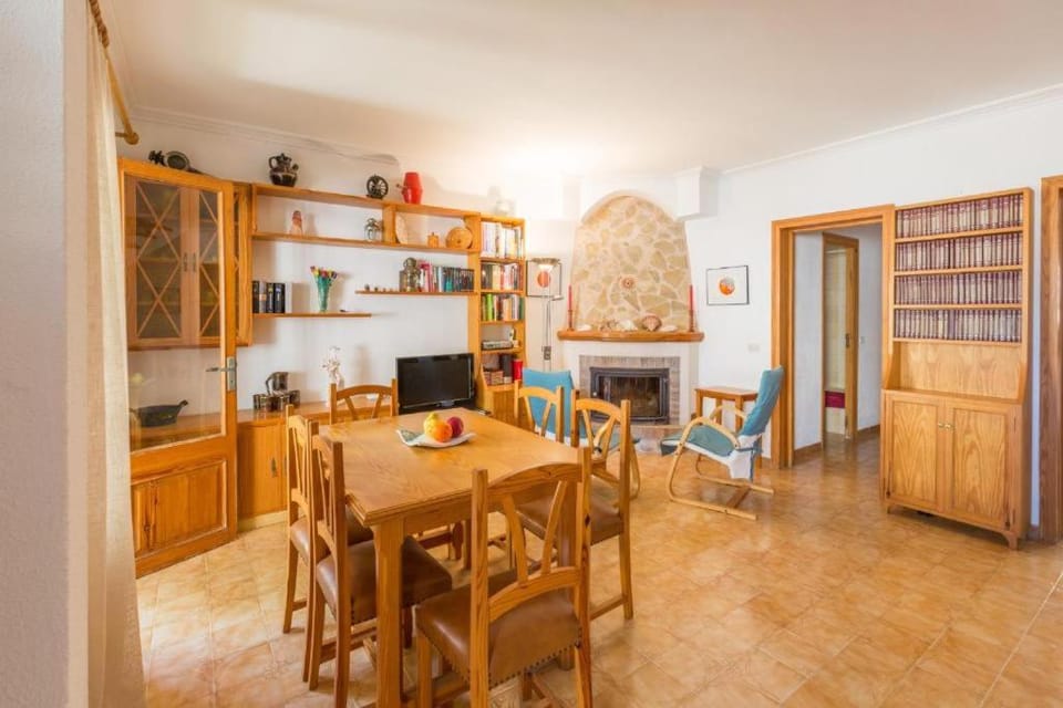 TV and multimedia, Dining area