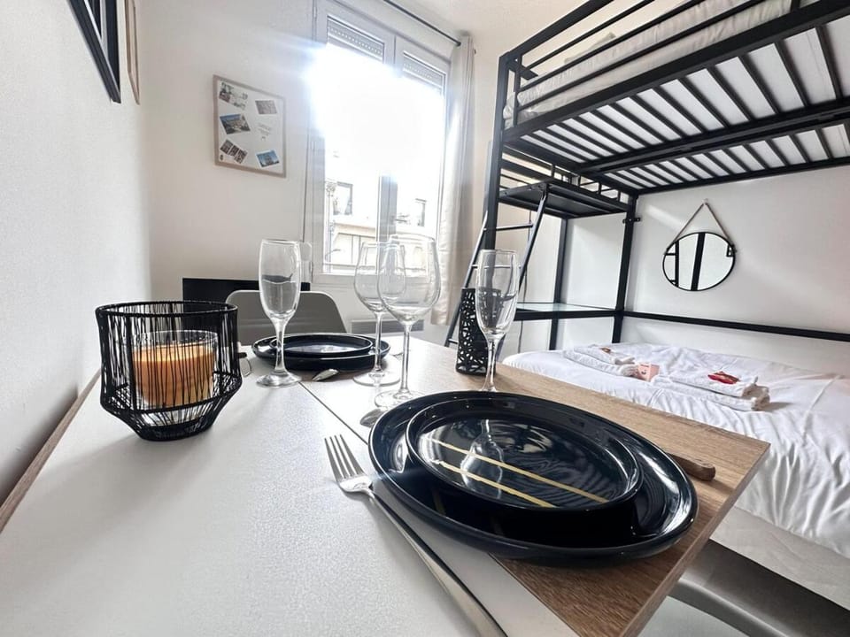 Talleyrand studio neuf cozy hyper centre Apartment in Reims