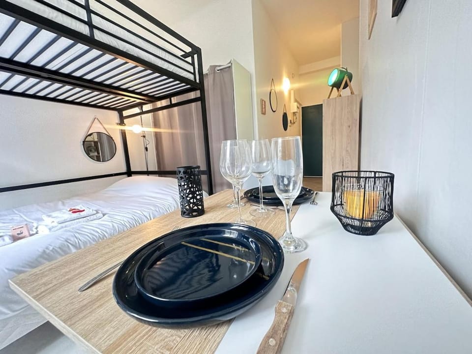 Talleyrand studio neuf cozy hyper centre Apartment in Reims