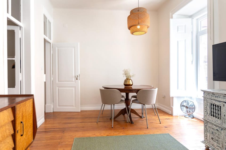 SUNNY PATIO Flat Apartment in Lisbon